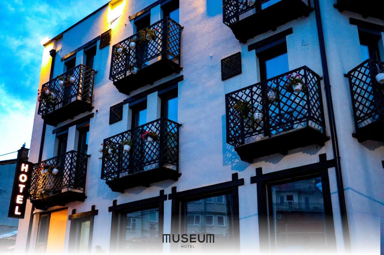 Museum Hotel Pristina Kültér fotó