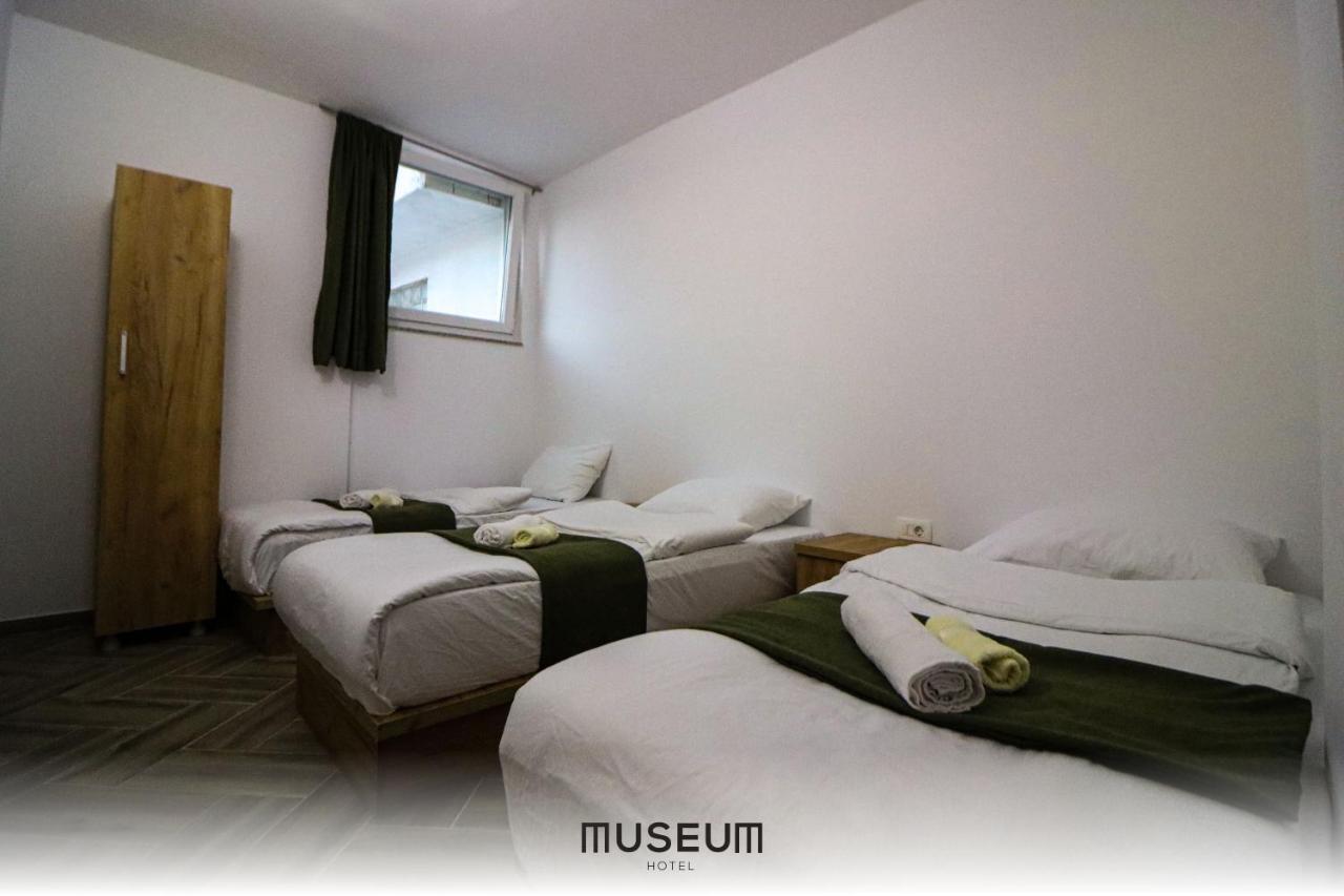 Museum Hotel Pristina Kültér fotó