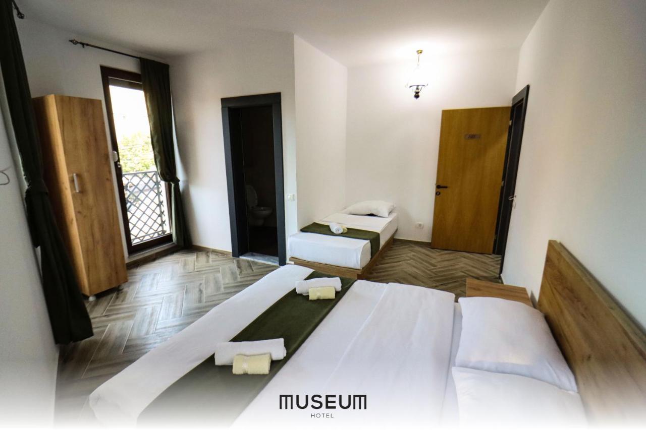 Museum Hotel Pristina Kültér fotó