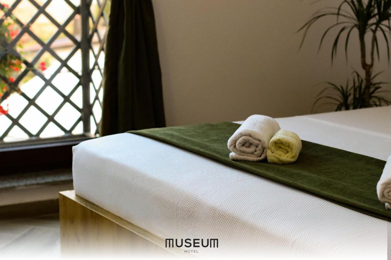 Museum Hotel Pristina Kültér fotó