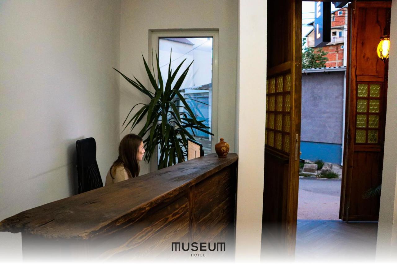 Museum Hotel Pristina Kültér fotó