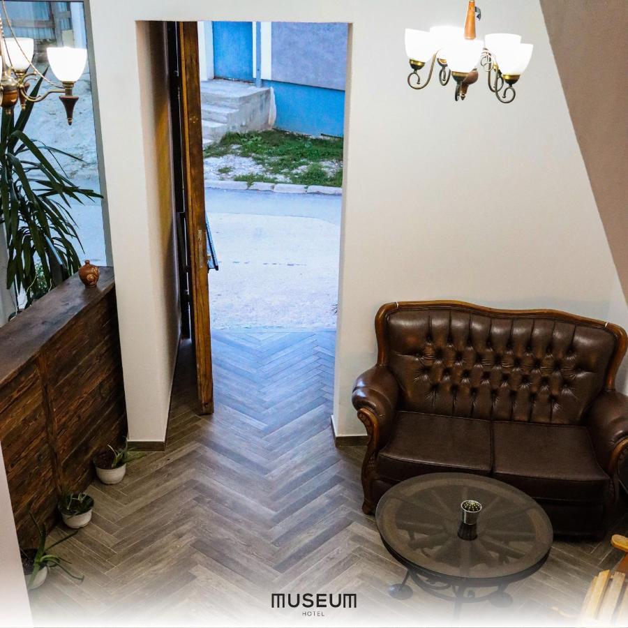 Museum Hotel Pristina Kültér fotó