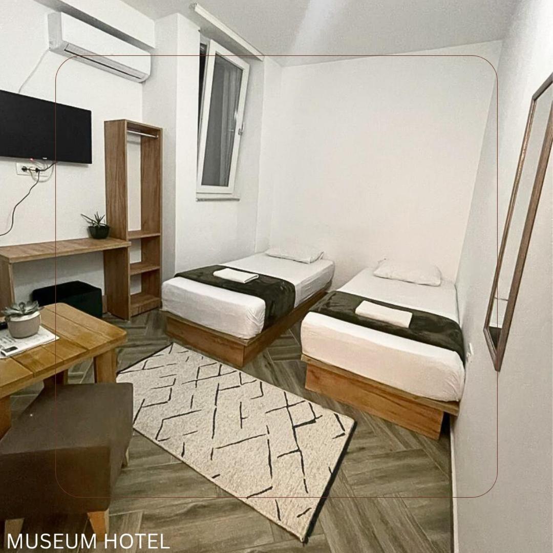Museum Hotel Pristina Szoba fotó