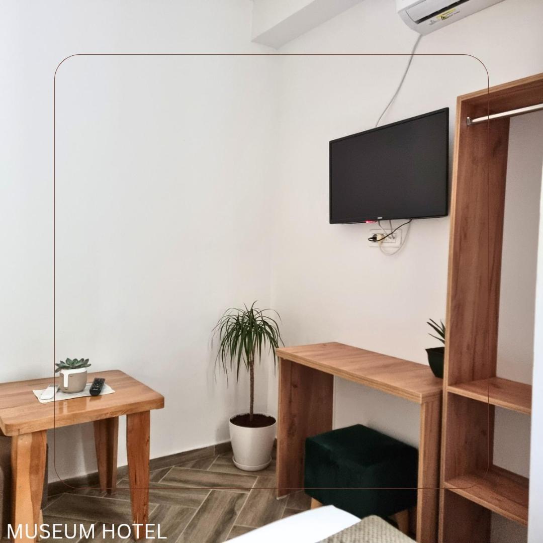 Museum Hotel Pristina Szoba fotó